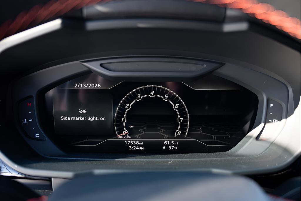 Used 2022 Lamborghini Urus image 19