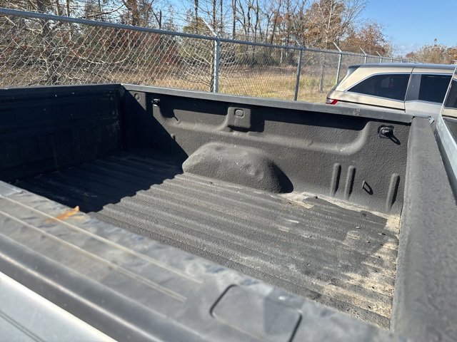 Used 2015 GMC Sierra 2500 SLE w/ Suspension Package, Off-Road image 4