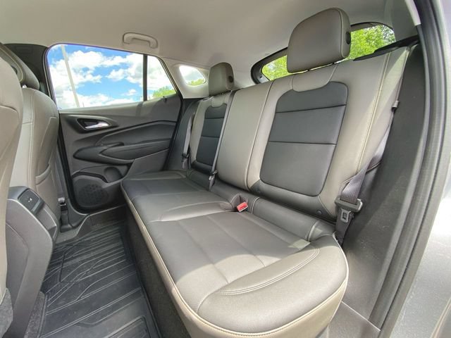 Used 2025 Chevrolet Trax ACTIV w/ Driver Confidence Package FWD image 23