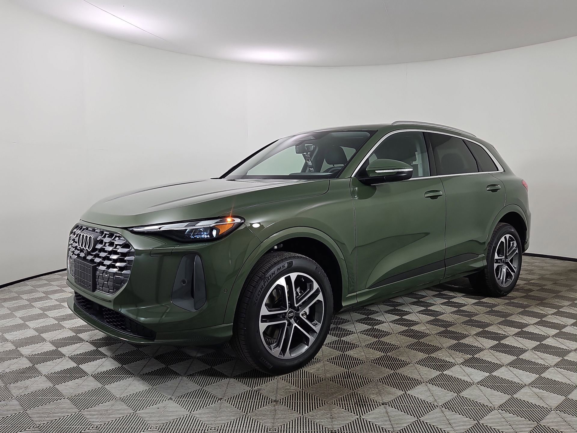 New 2026 Audi Q5 Premium image 3