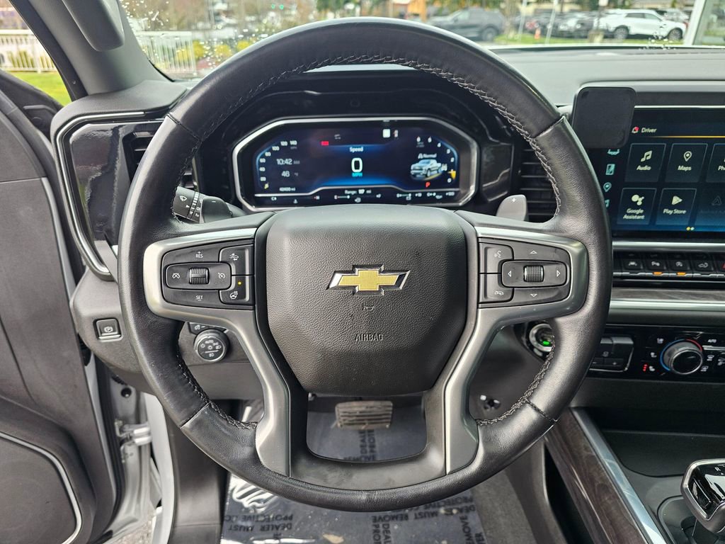 Used 2022 Chevrolet Silverado 1500 LTZ w/ LTZ Premium Package AWD/4WD image 27