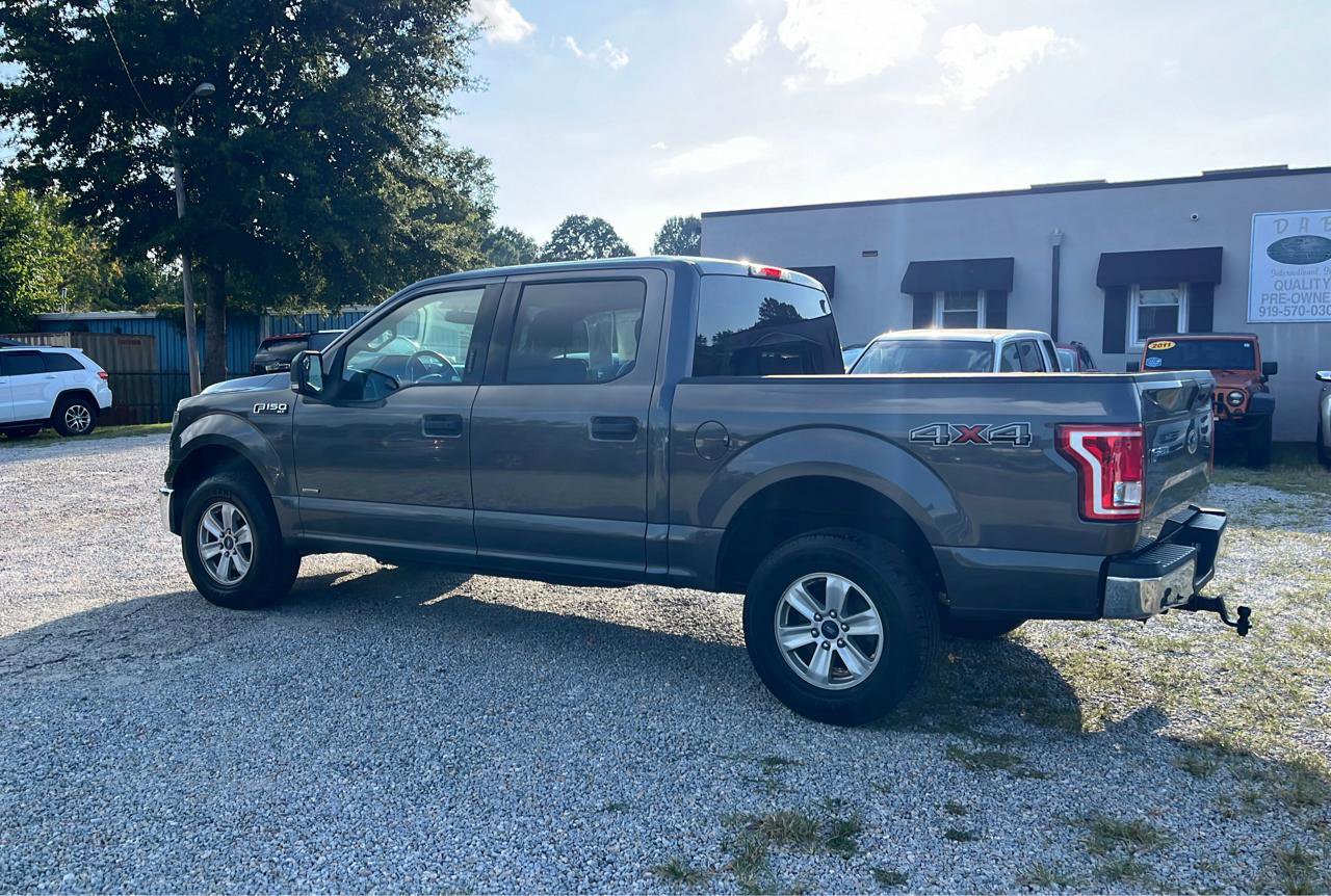 Used 2017 Ford F150 XLT w/ Equipment Group 301A Mid AWD/4WD image 14