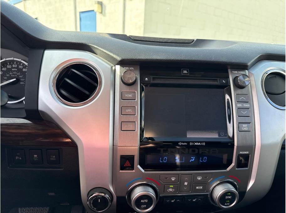 Used 2015 Toyota Tundra Limited w/ Limited Premium Package AWD/4WD image 24