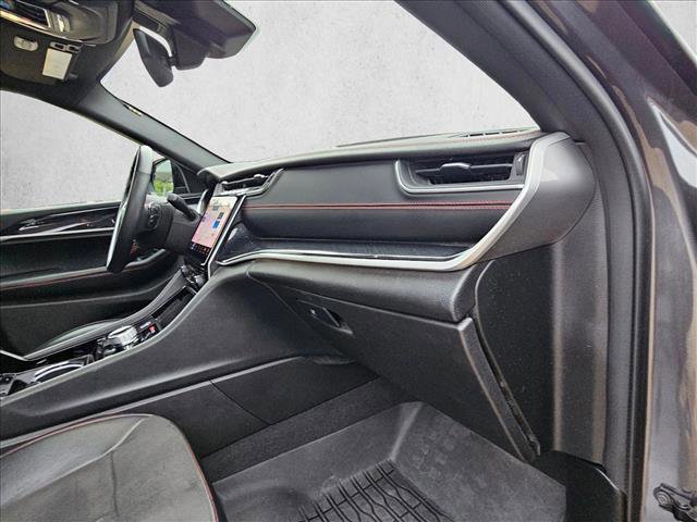 Used 2022 Jeep Grand Cherokee Trailhawk AWD/4WD image 18