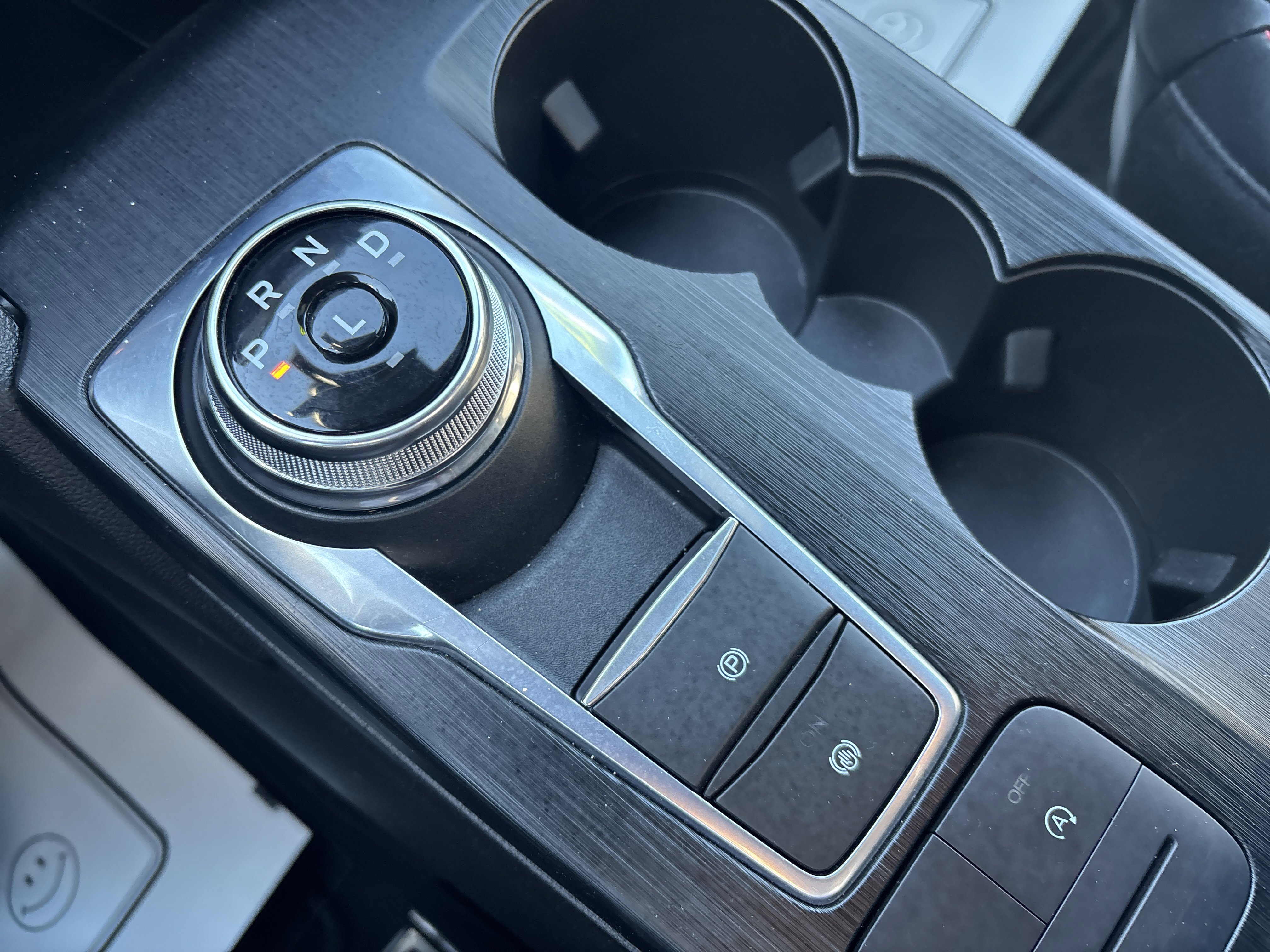 Used 2025 Ford Escape ST-Line Select image 24