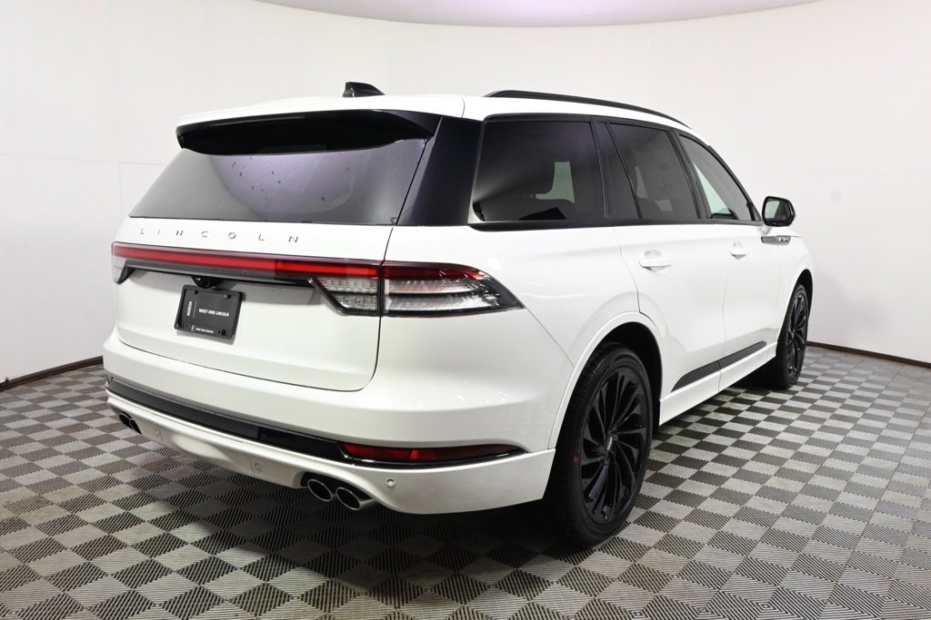 New 2026 Lincoln Aviator Reserve image 6