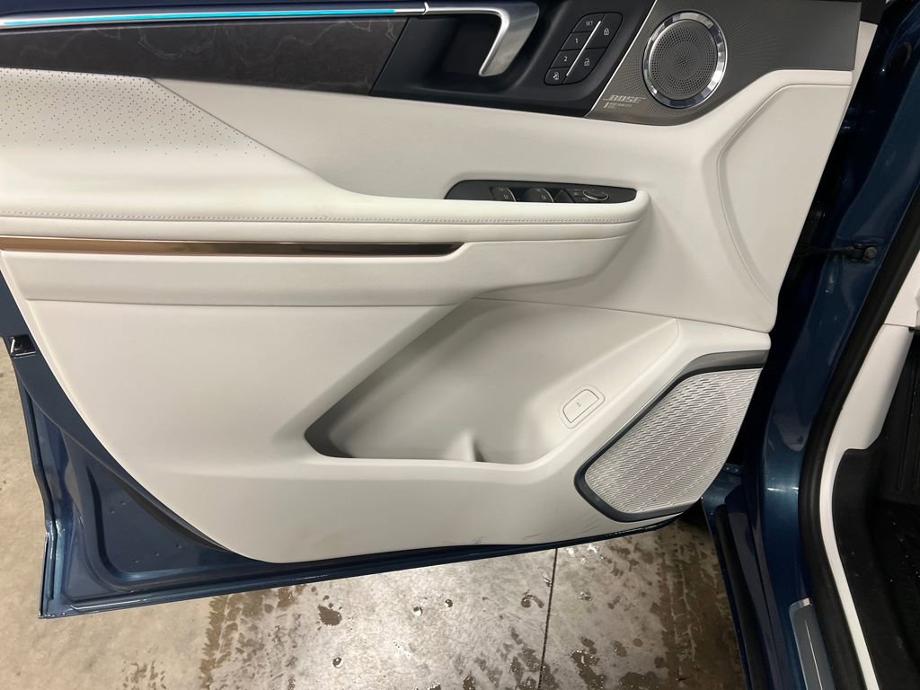 Certified 2026 Buick Enclave Avenir w/ Super Cruise Package image 16
