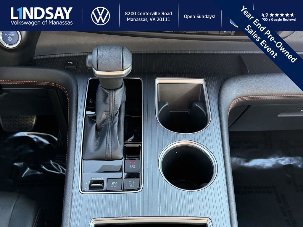 Used 2021 Toyota Sienna XSE image 17