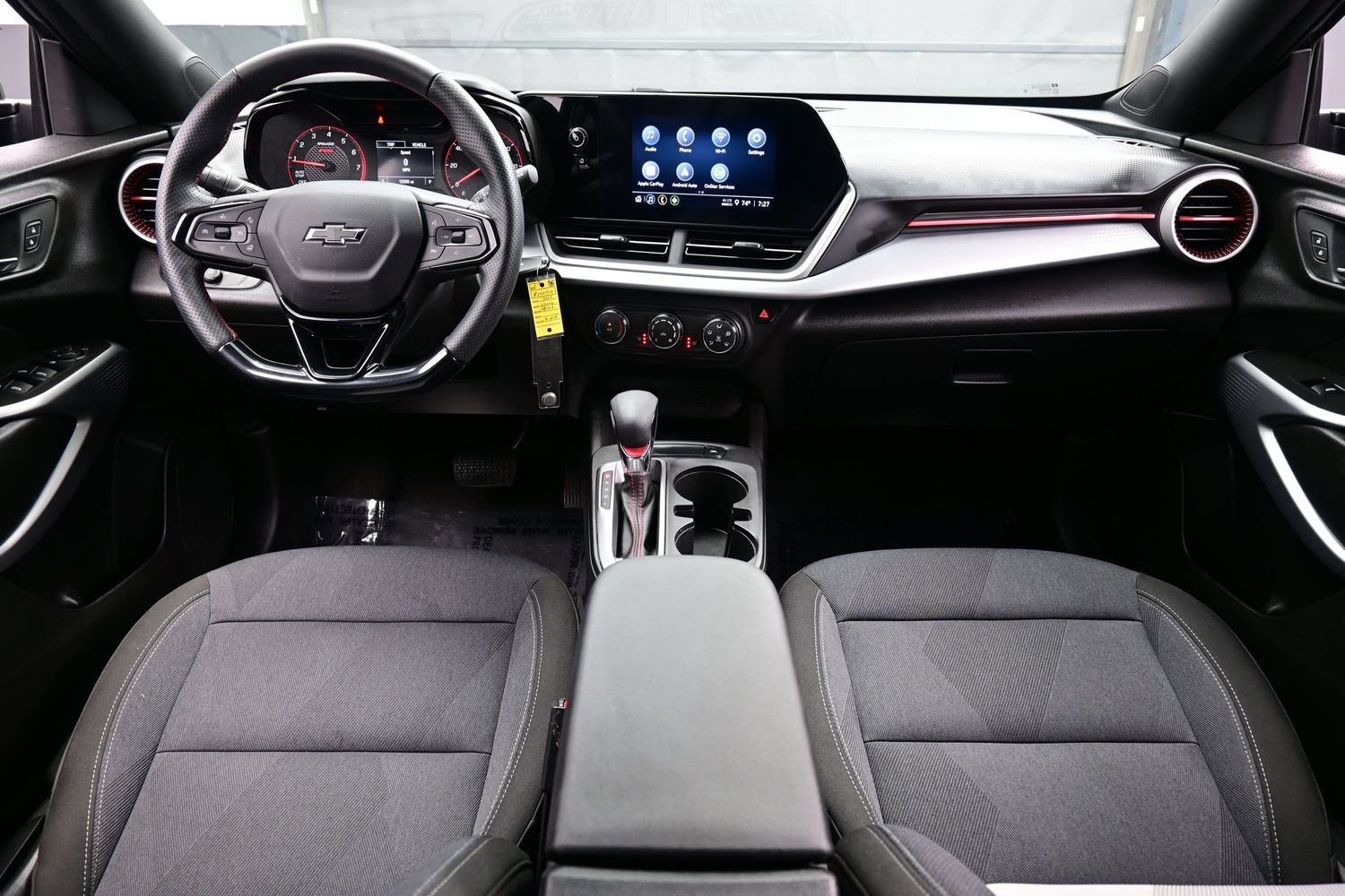 Used 2024 Chevrolet Trax RS w/ Driver Confidence Package FWD image 20
