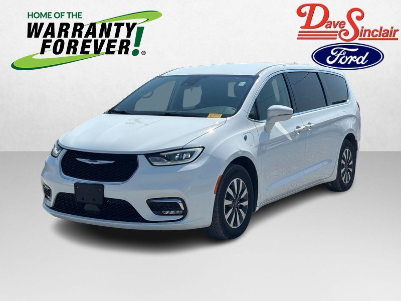 Used 2022 Chrysler Pacifica Touring-L FWD image 1