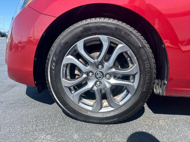 Used 2020 Toyota Yaris LE FWD image 9