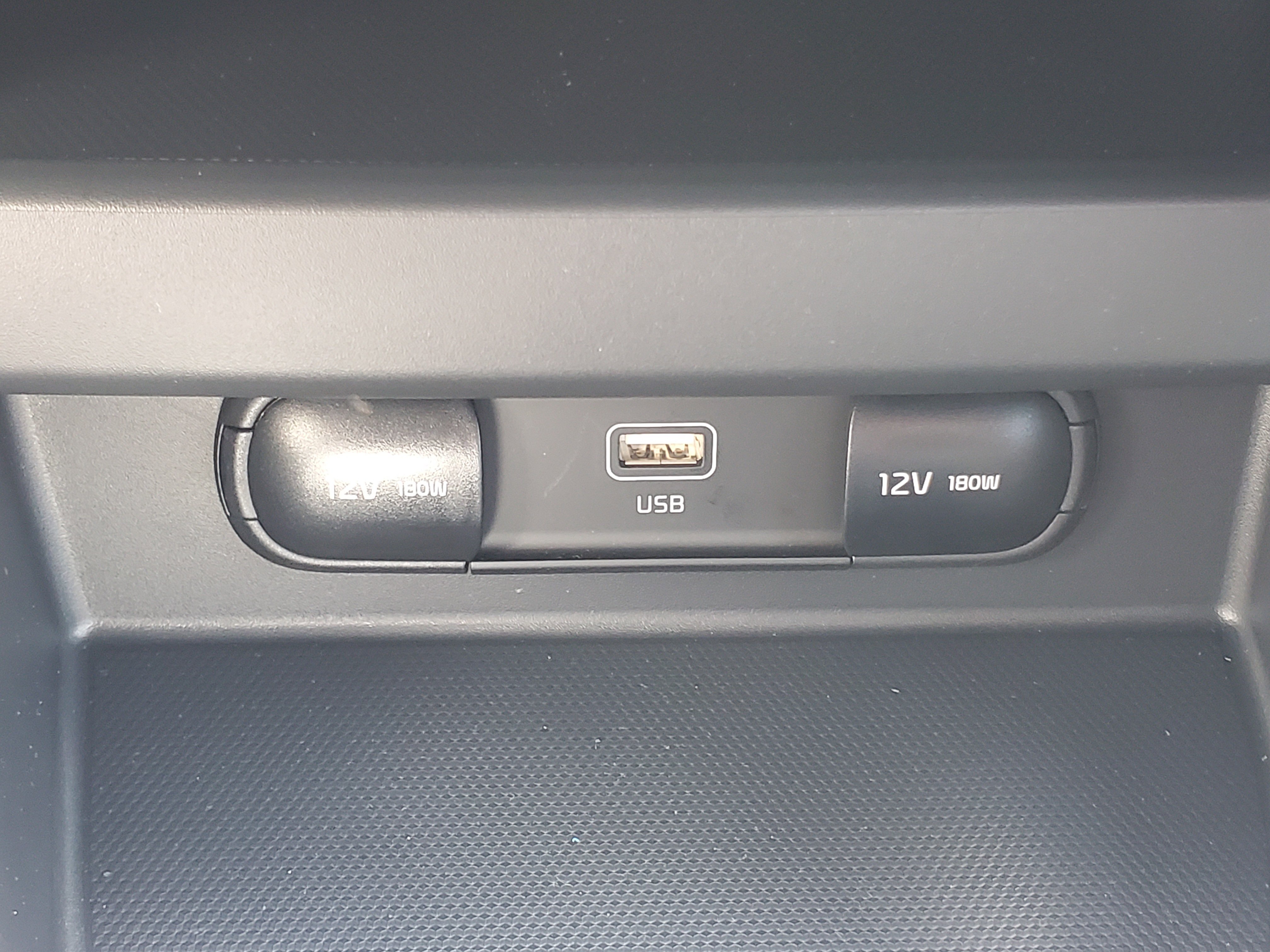 New 2026 Kia Seltos LX FWD image 30