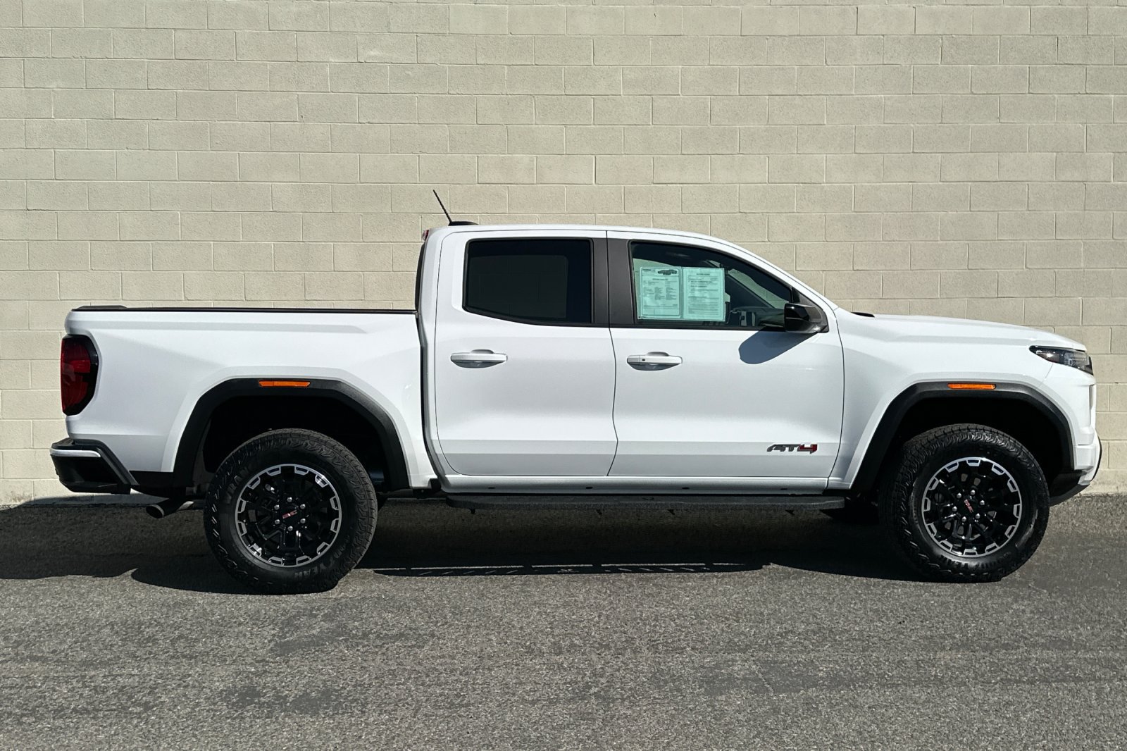 Certified 2026 GMC Canyon AT4 AWD/4WD image 3
