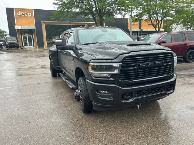 Used 2024 RAM 3500 Laramie w/ Night Edition AWD/4WD image 3
