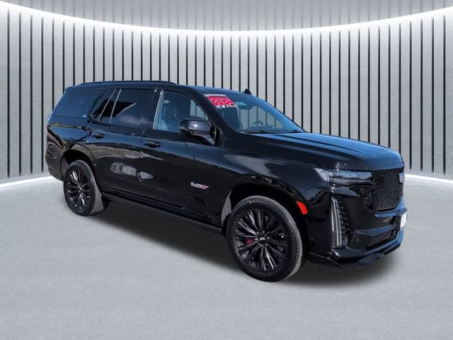 Used 2024 Cadillac Escalade V w/ LPO, ONYX Package image 2