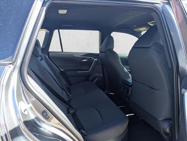 New 2025 Toyota RAV4 SE image 18