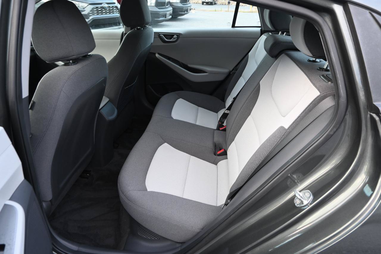 Used 2020 Hyundai Ioniq Blue FWD image 22