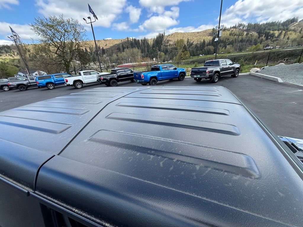 Used 2024 Jeep Wrangler Sport S image 29