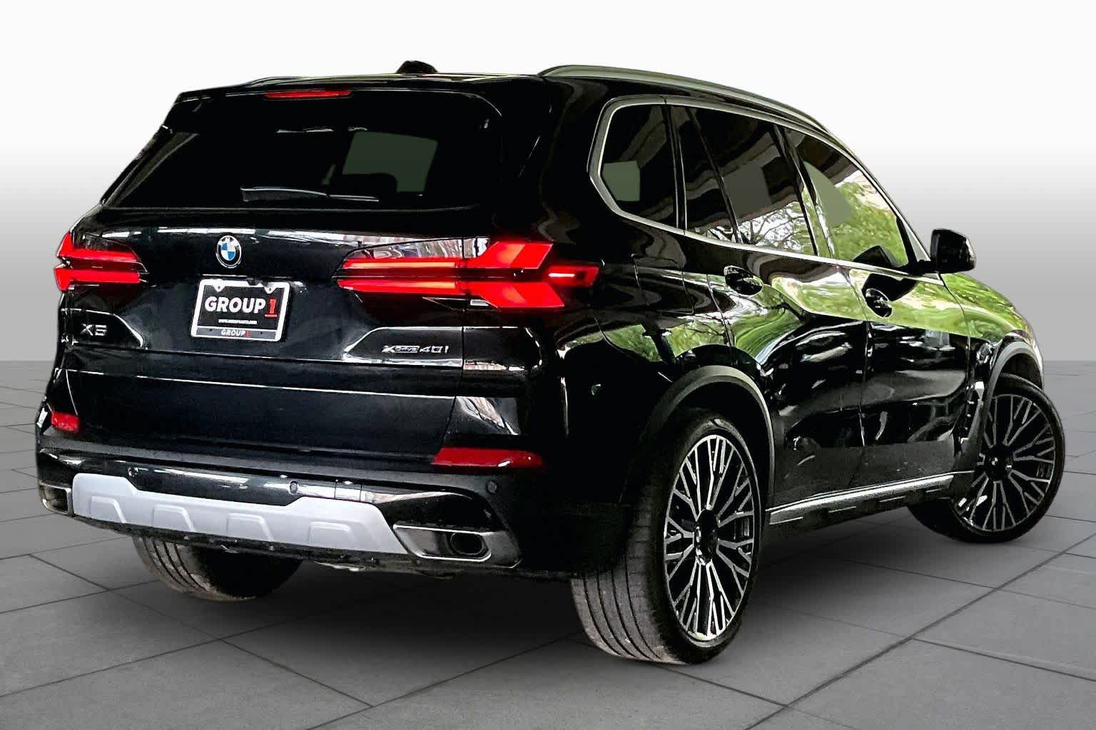 Used 2024 BMW X5 xDrive40i AWD/4WD image 12