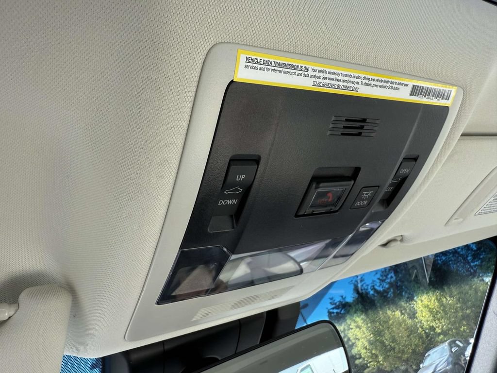 Used 2024 Lexus ES 350 w/ Premium Package FWD image 25