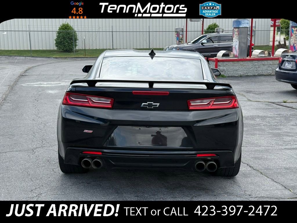 Used 2016 Chevrolet Camaro SS RWD image 6