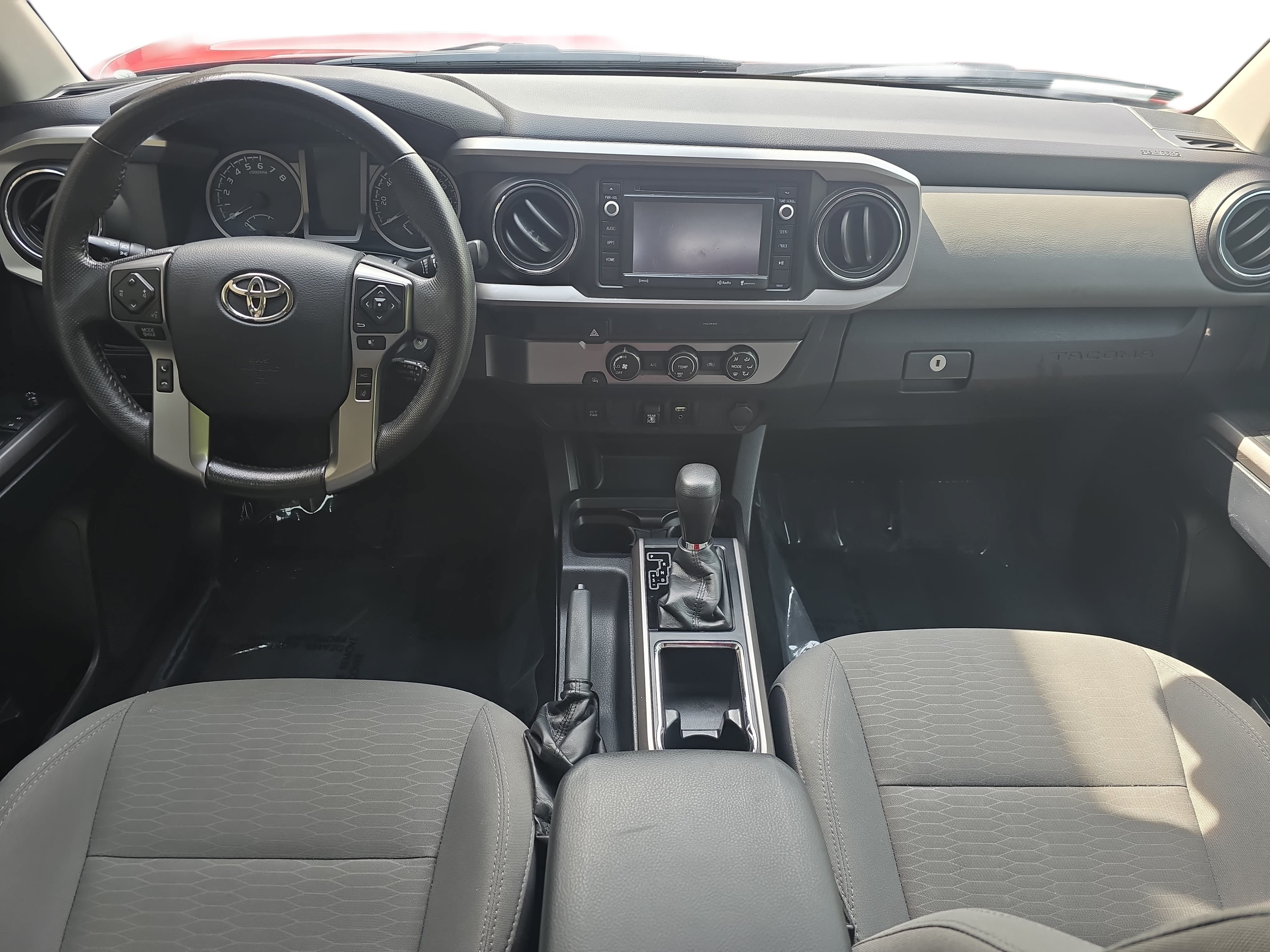 Used 2019 Toyota Tacoma SR5 RWD image 9