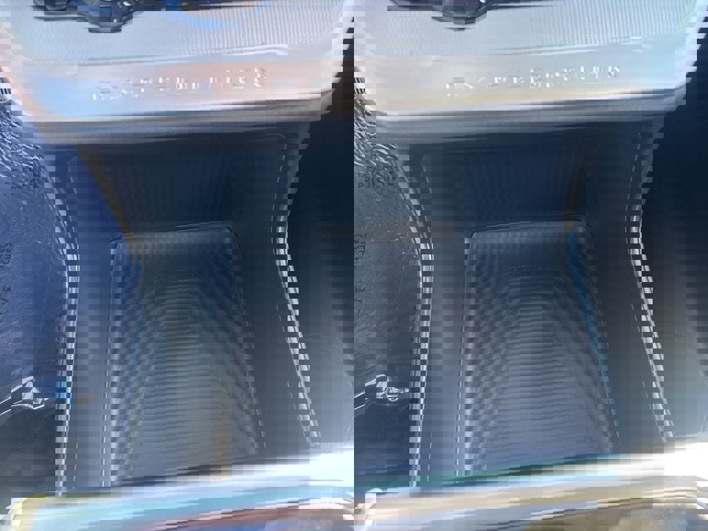 New 2026 Ford Expedition Active image 31