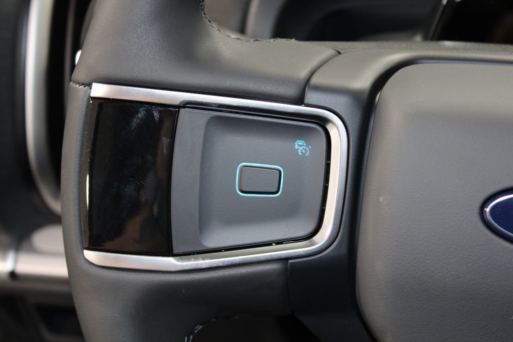 New 2026 Ford Expedition Active image 40