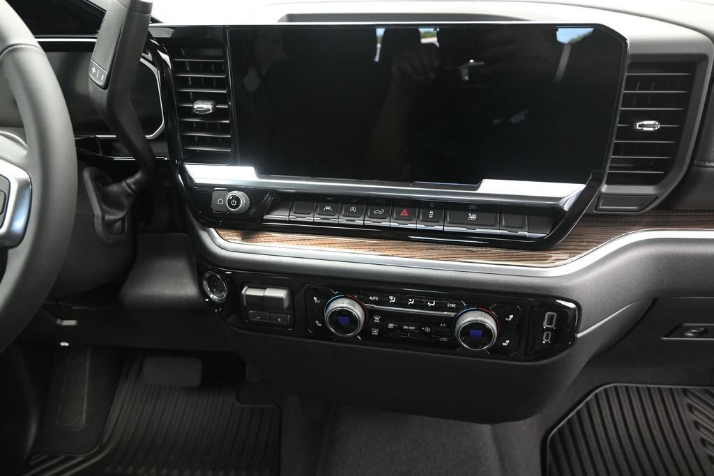 New 2026 Chevrolet Silverado 1500 LT AWD/4WD image 28