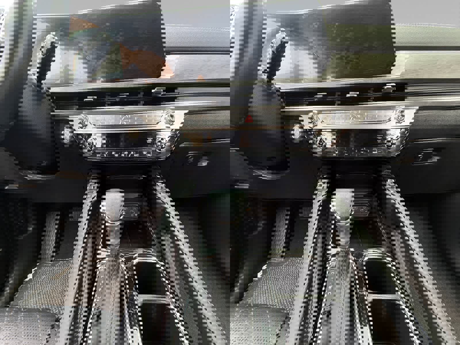 Used 2024 Kia Telluride EX X-Line image 11