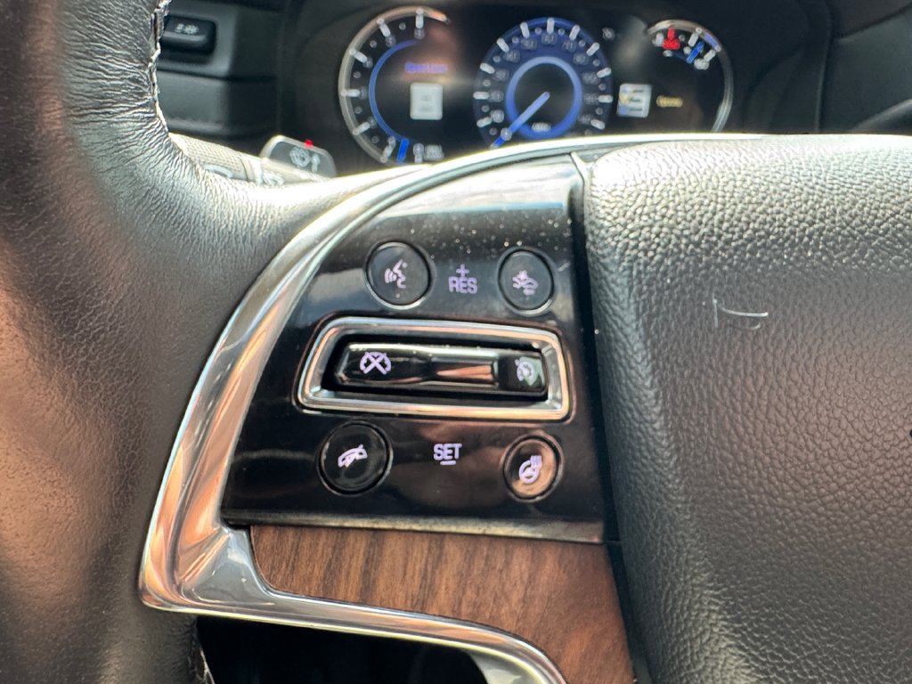 Used 2019 Cadillac Escalade Premium Luxury AWD/4WD image 15