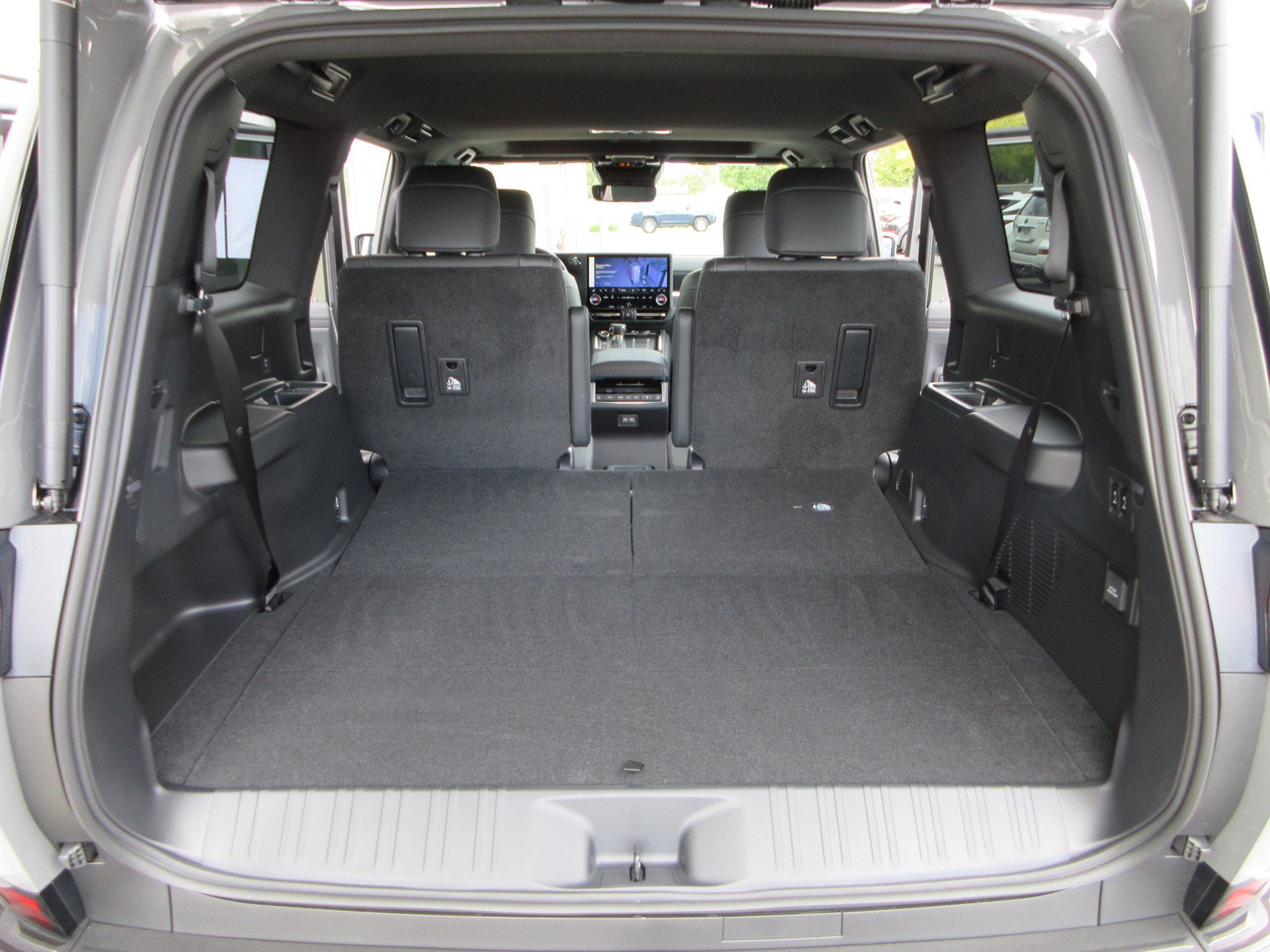Used 2026 Lexus GX 550 w/ Cold Area Package AWD/4WD image 54