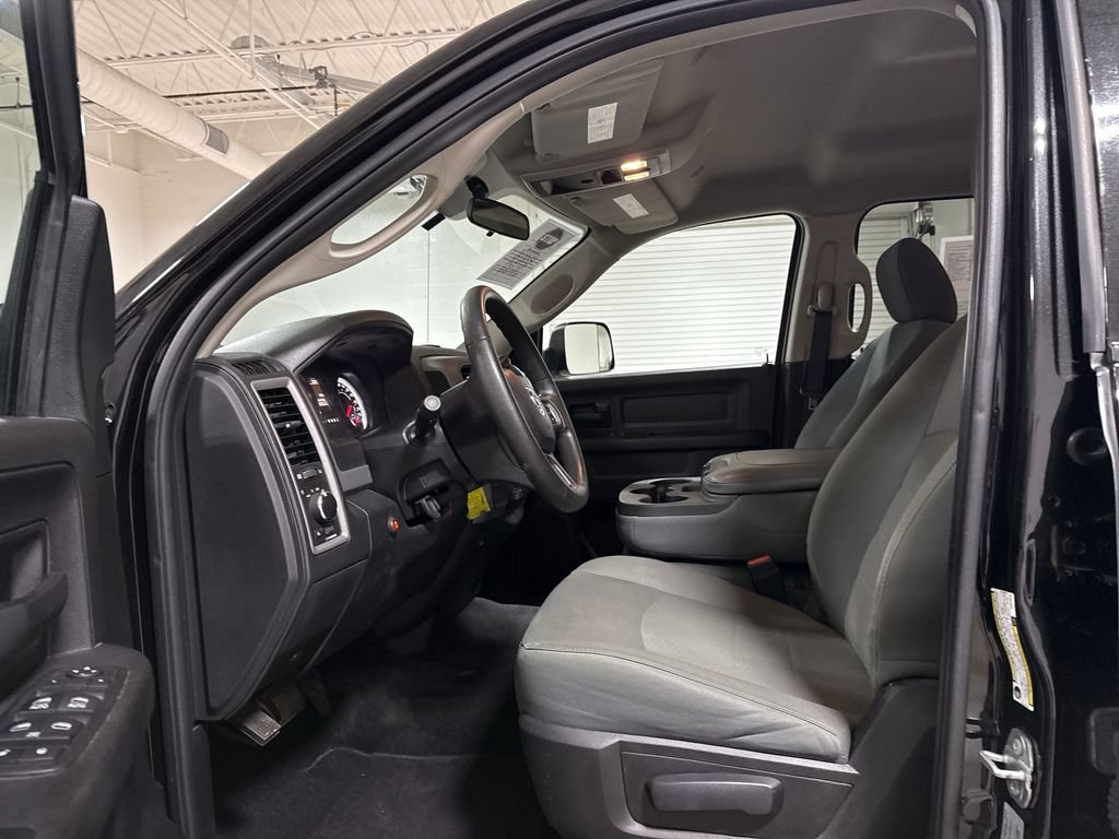 Used 2017 RAM 3500 Tradesman w/ Popular Equipment Group AWD/4WD image 19