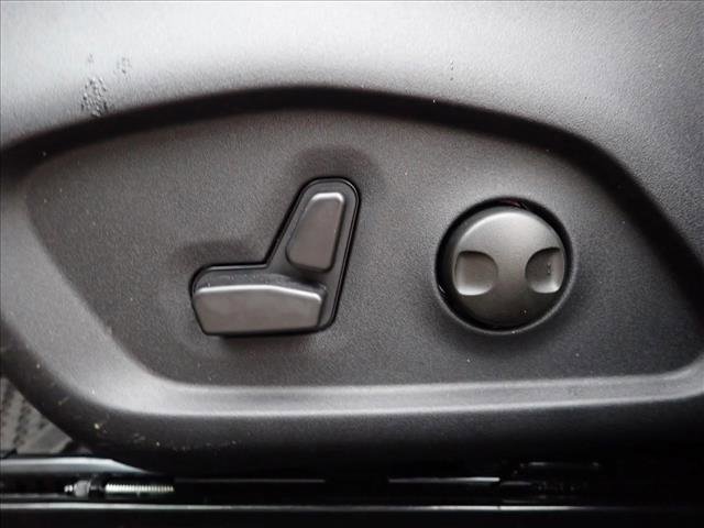 New 2026 Jeep Compass Trailhawk image 13