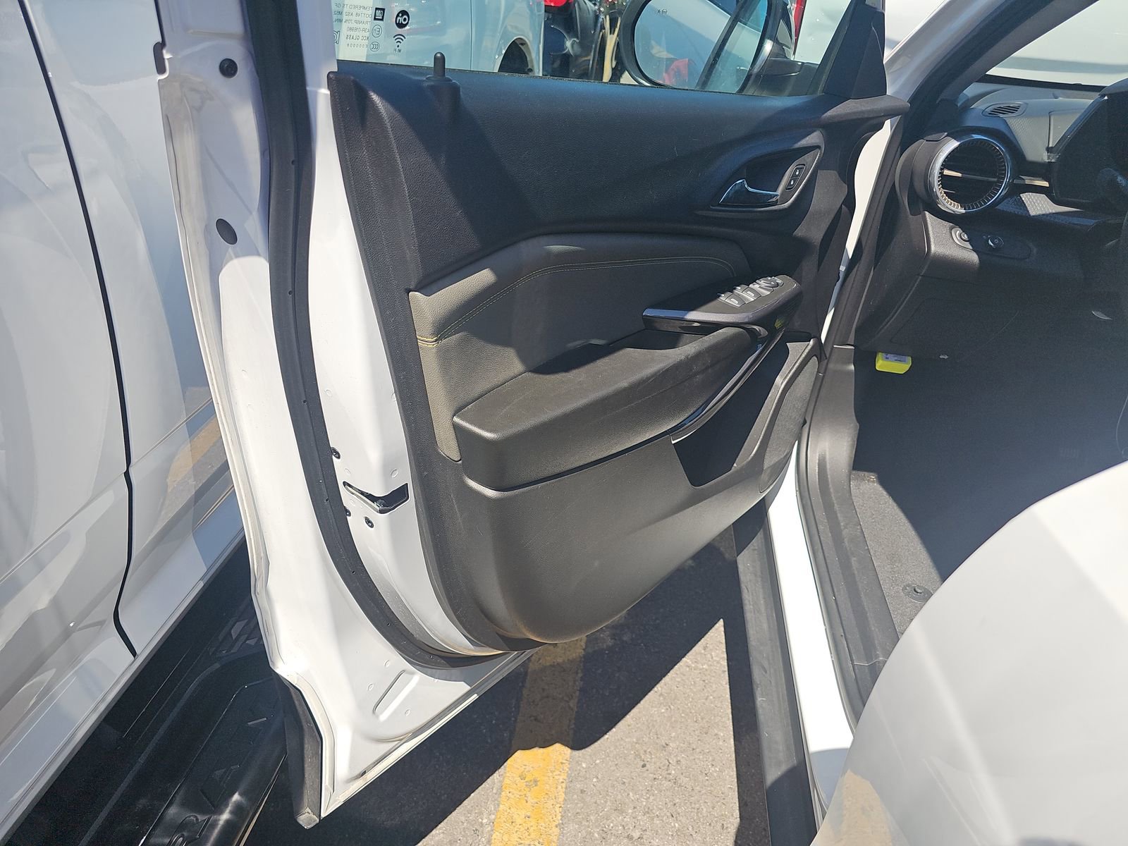 Used 2025 Chevrolet Trax ACTIV w/ Driver Confidence Package FWD image 16