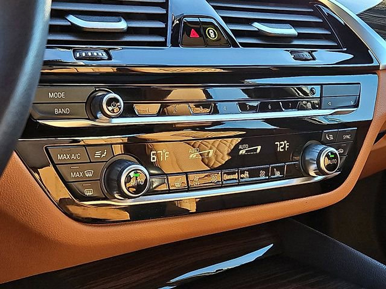 Used 2023 BMW 530e xDrive image 16