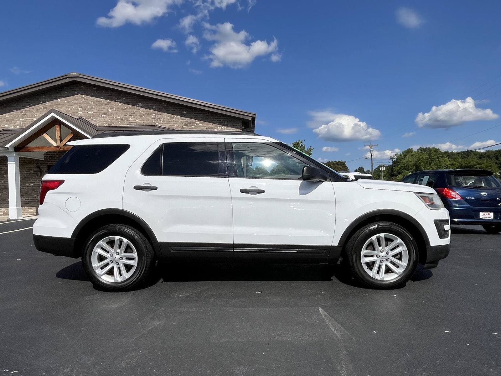Used 2016 Ford Explorer FWD image 25
