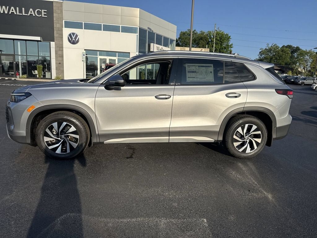 New 2026 Volkswagen Tiguan S FWD image 1