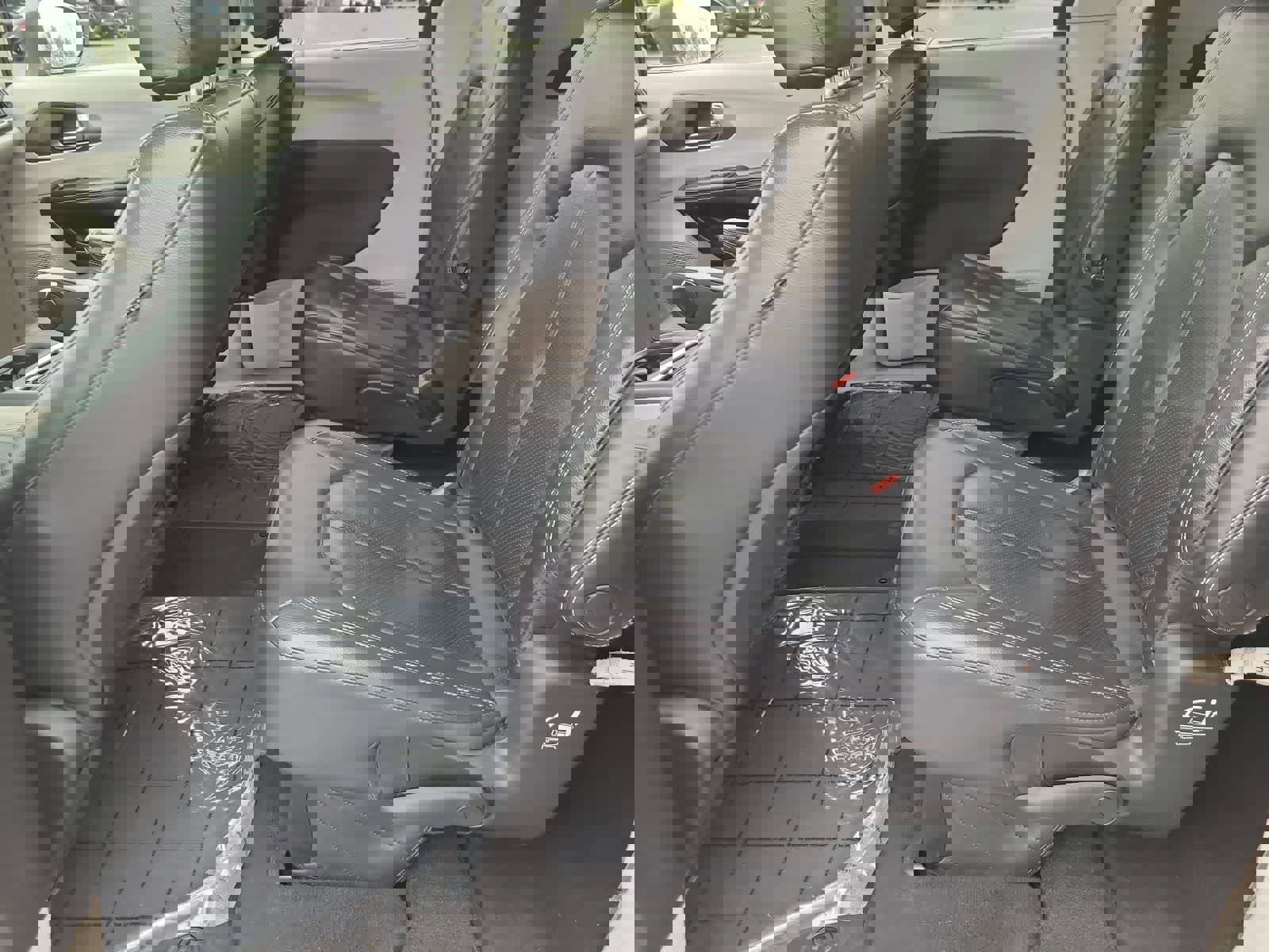 Used 2022 Chrysler Pacifica Touring-L FWD image 21