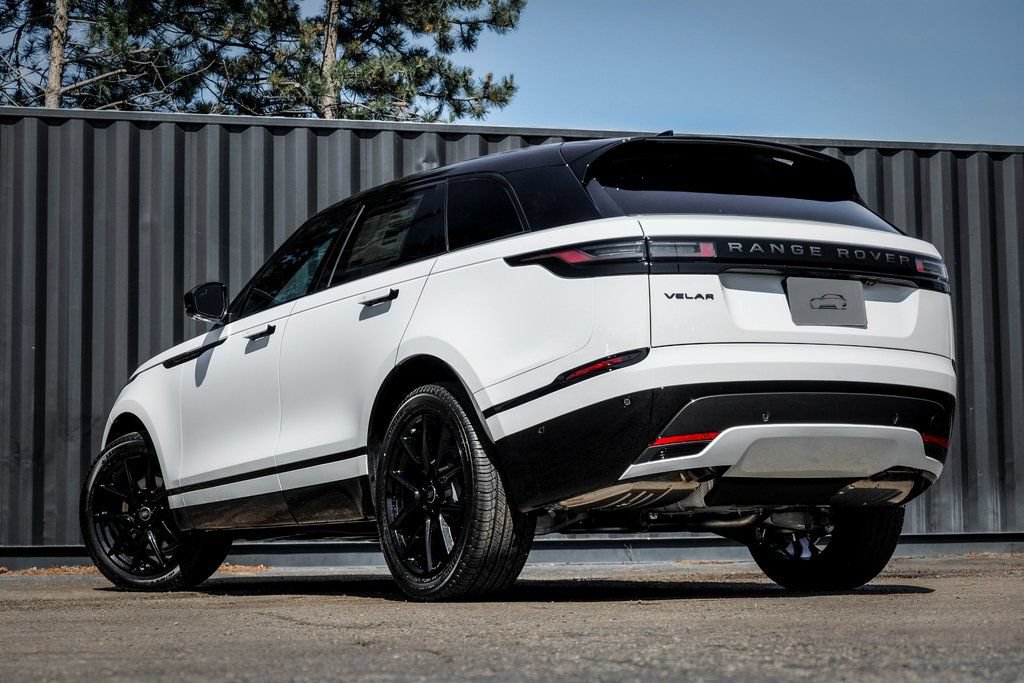 Certified 2026 Land Rover Range Rover Velar Dynamic SE AWD/4WD image 2