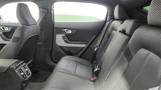 Used 2022 Polestar Polestar 2 image 27