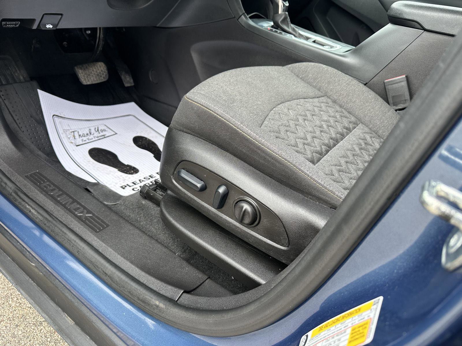 Used 2024 Chevrolet Equinox LT w/ LPO, Floor Liner Package FWD image 19