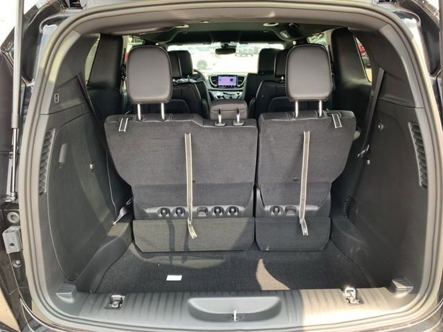 New 2026 Chrysler Pacifica Select image 27