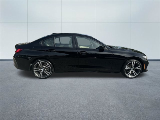 Certified 2023 BMW 330i xDrive Sedan w/ Premium Package AWD/4WD image 15
