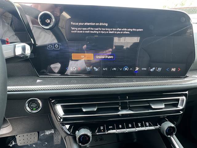 New 2025 Chevrolet Traverse High Country w/ LPO, Floor Liner Package image 14