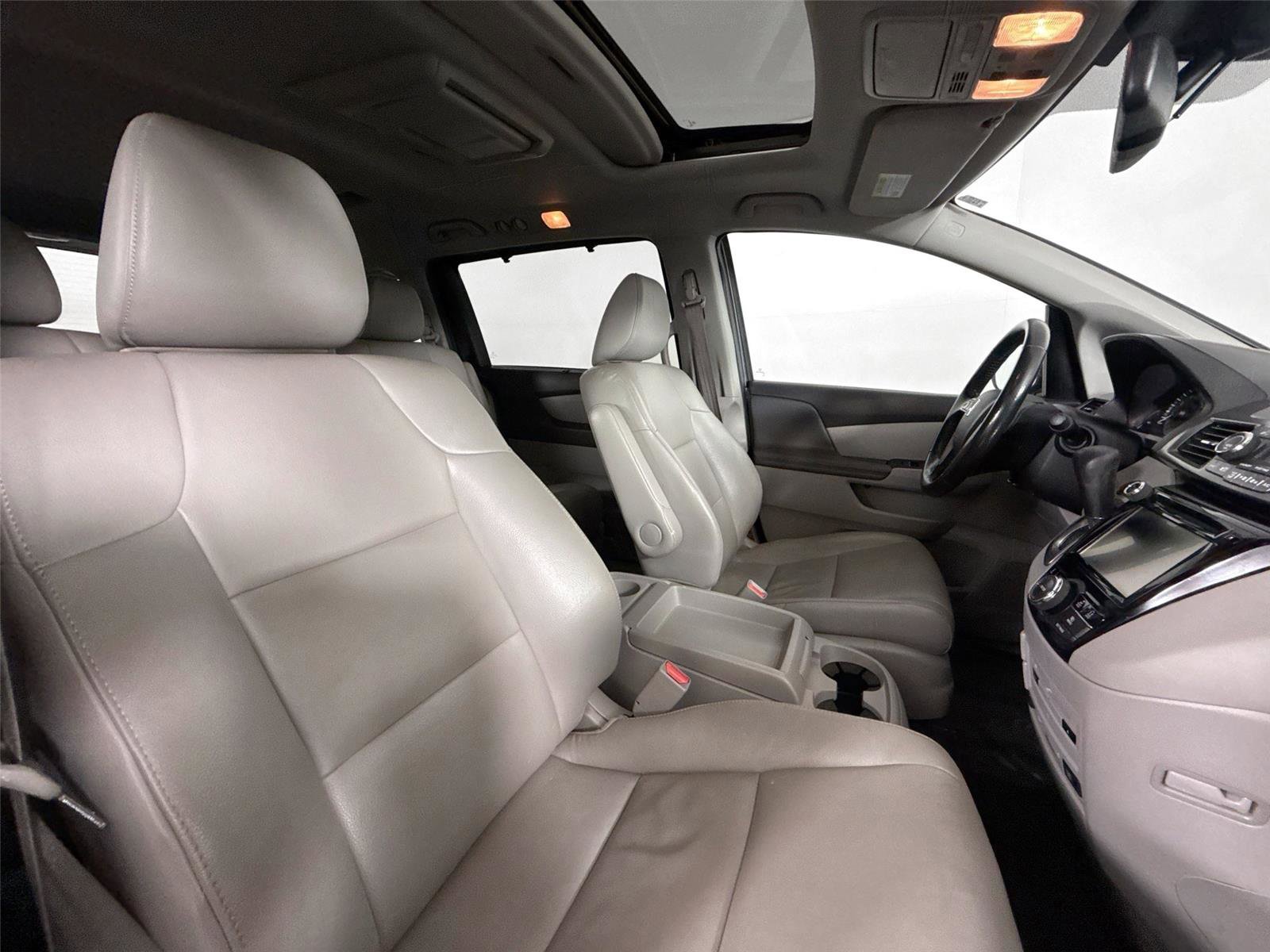Used 2015 Honda Odyssey EX-L image 46