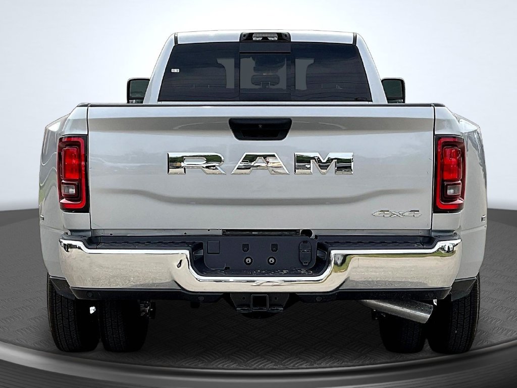New 2026 RAM 3500 Tradesman AWD/4WD image 5