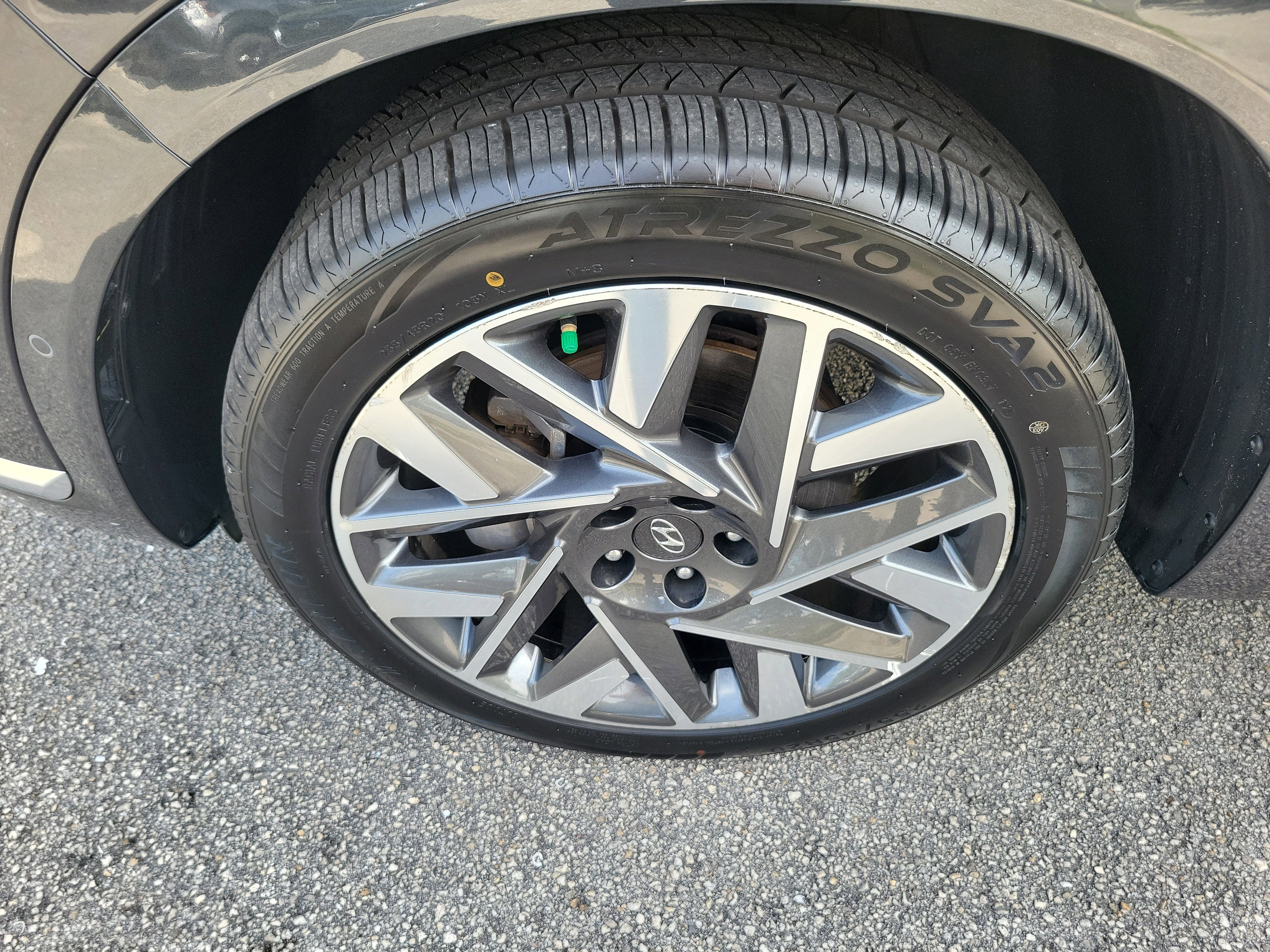 Used 2023 Hyundai Santa Fe Calligraphy image 19