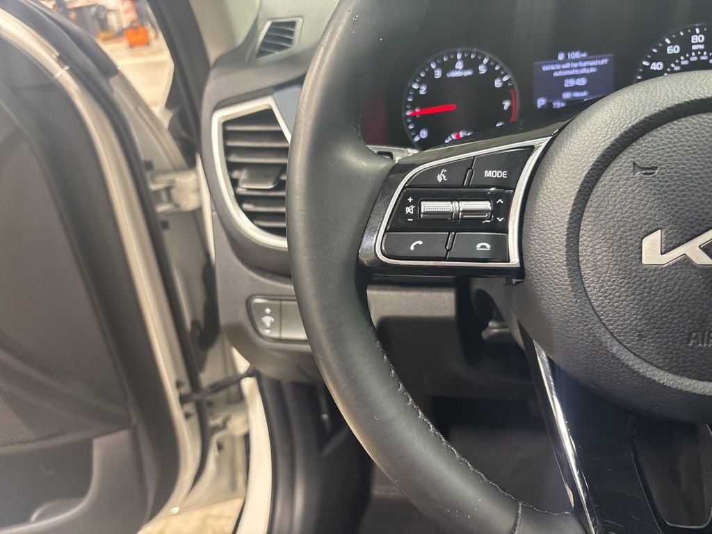 Used 2022 Kia Seltos Nightfall Edition image 20