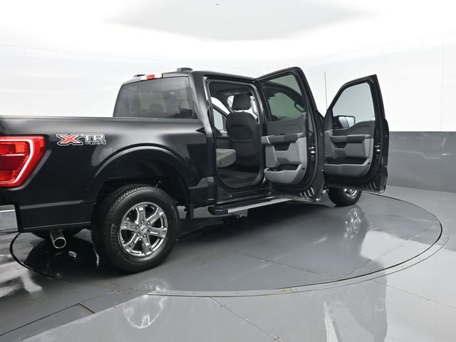 Used 2023 Ford F150 XLT w/ XTR Package image 29